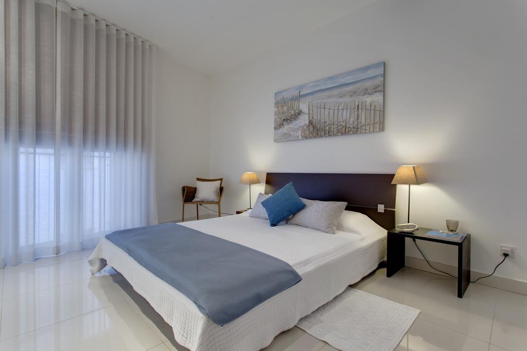 Marvellous Apartment In Tigne Point Sliema Exteriör bild