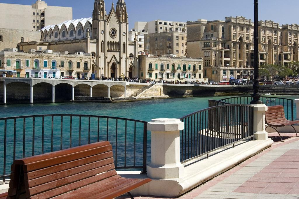 Marvellous Apartment In Tigne Point Sliema Exteriör bild